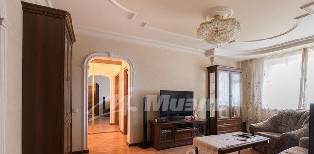 Продам четырехкомнатную вторичку 105.0 м этаж 14/22 город Москва Строгино СЗАО бульвар Строгинский 4 район Строгино